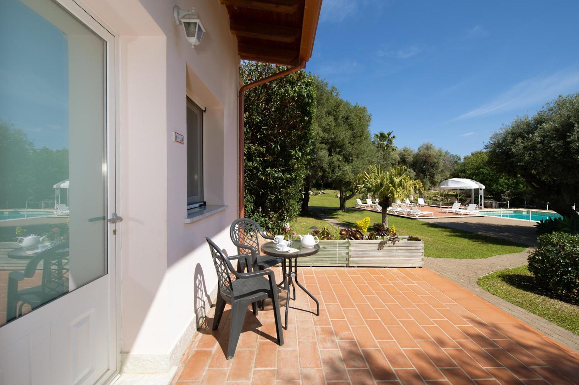 Isola Charm B&B - A Historic Villa Near Punta Del Pero Beach Syracuse Exterior photo