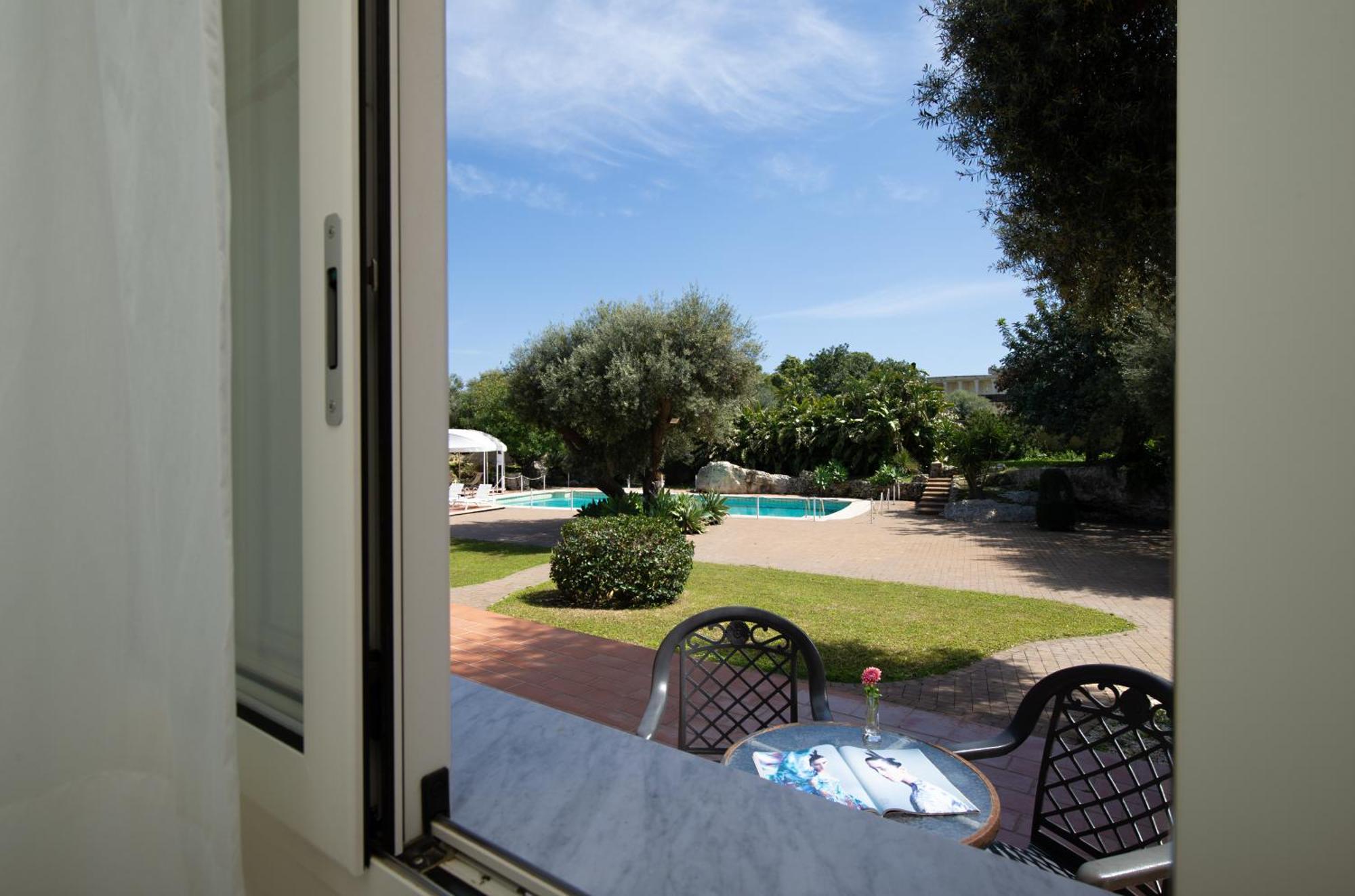 Isola Charm B&B - A Historic Villa Near Punta Del Pero Beach Syracuse Exterior photo