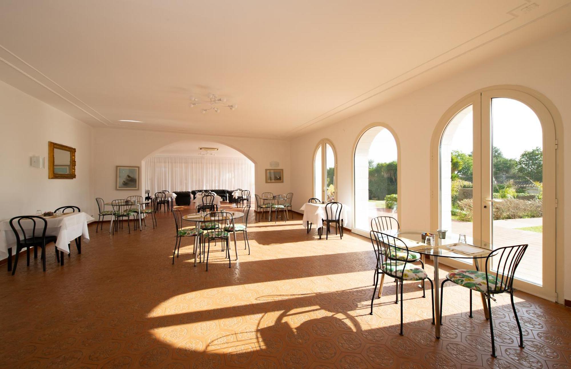 Isola Charm B&B - A Historic Villa Near Punta Del Pero Beach Syracuse Exterior photo